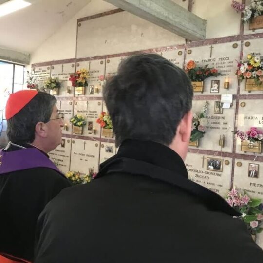 Cardinale Betori in visita Misericordia 2020