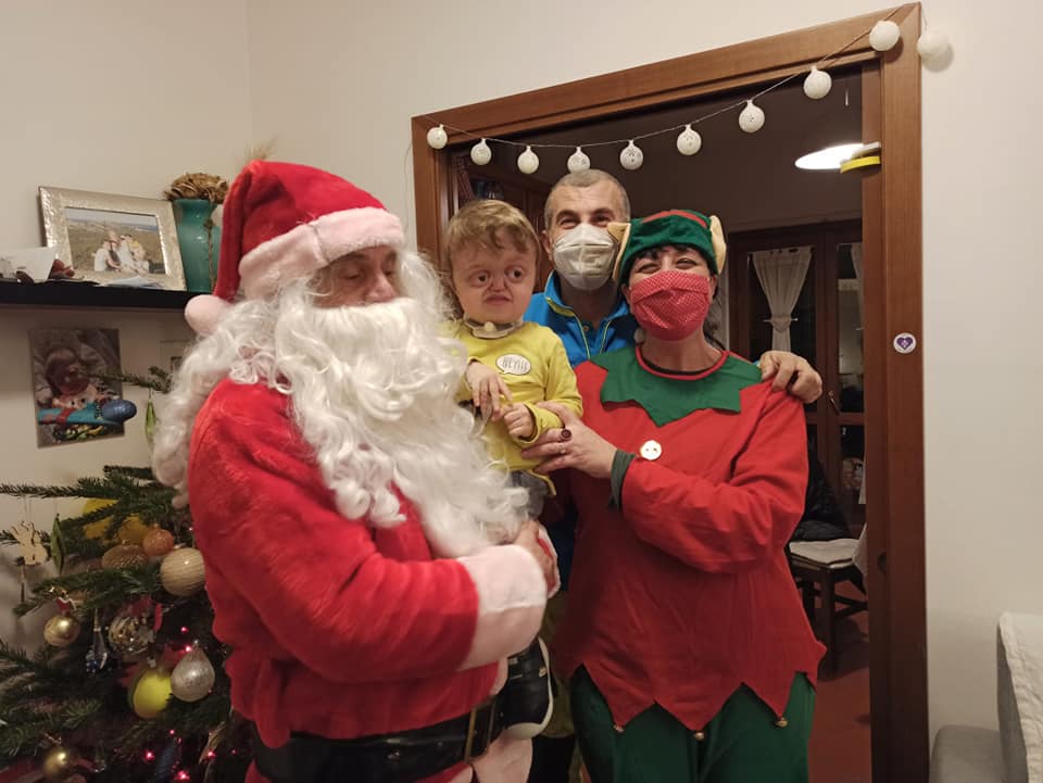 Visita Babbo Natale Misericordia Antella a casa di Francesco - 24 dic 2020 (3)